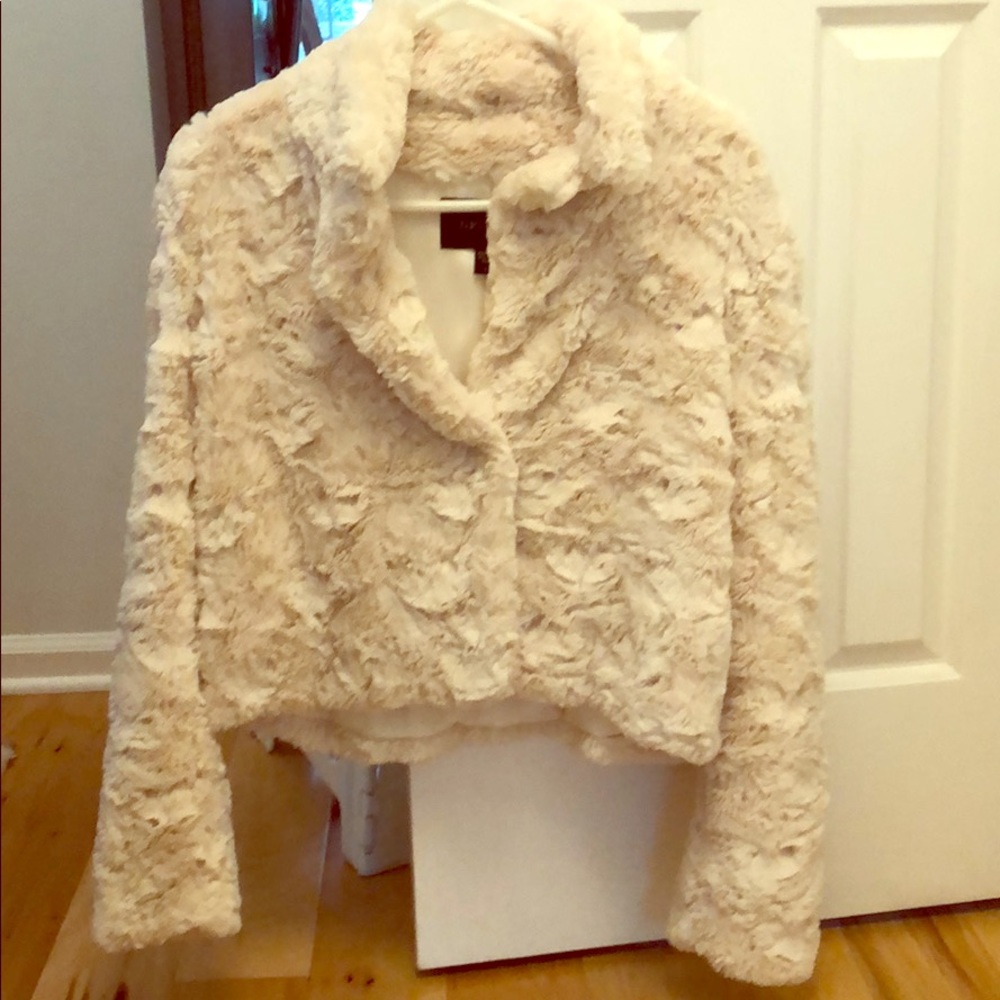 Karen Kane faux fur cropped jacket